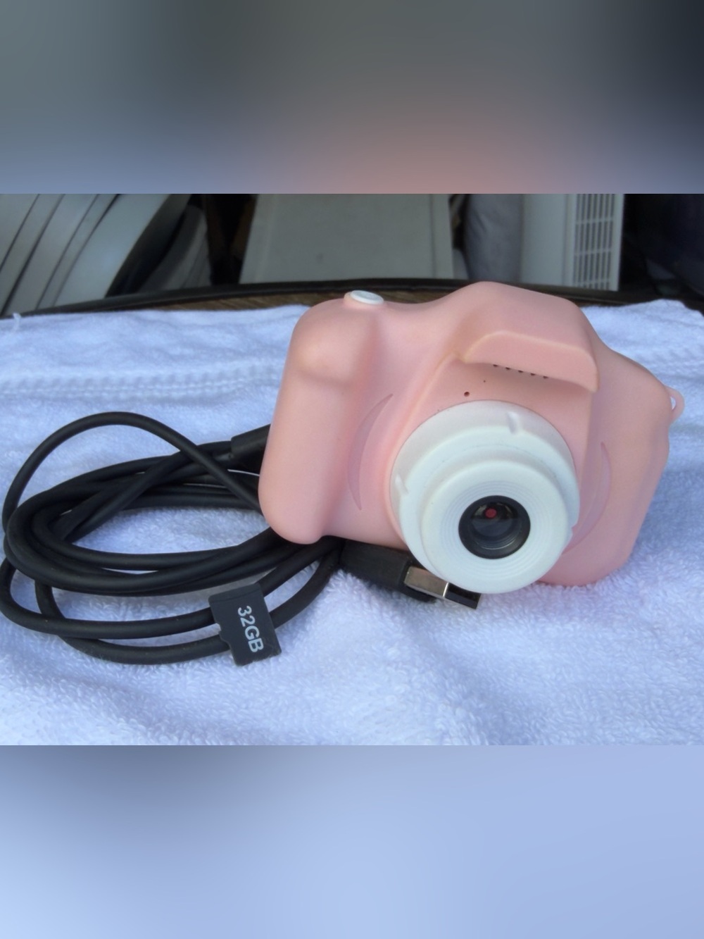 Pink Compact Digital Camera with White Lens - Portable Photo Camera
